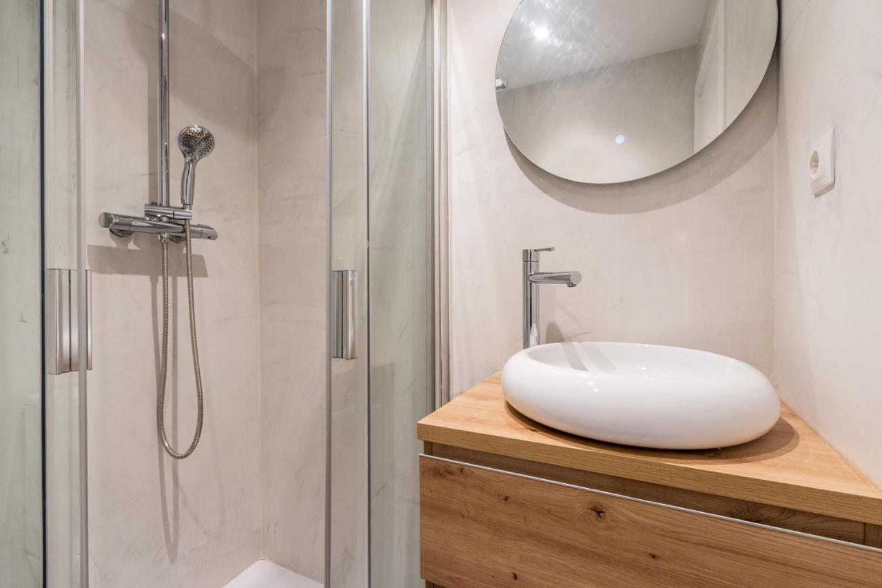 Exclusive Apartments Barcelona 4 Personas Torrella Terrassa Exteriör bild