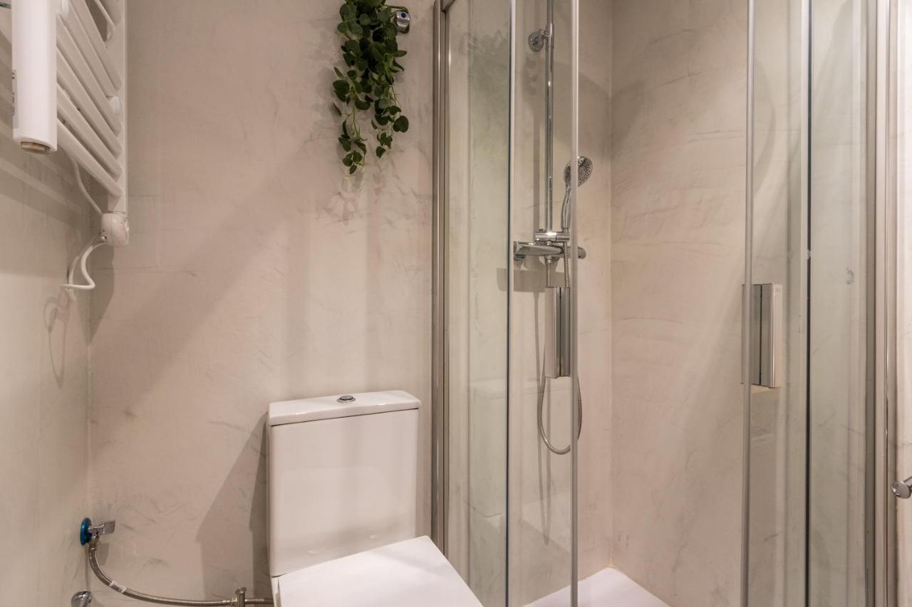 Exclusive Apartments Barcelona 4 Personas Torrella Terrassa Exteriör bild